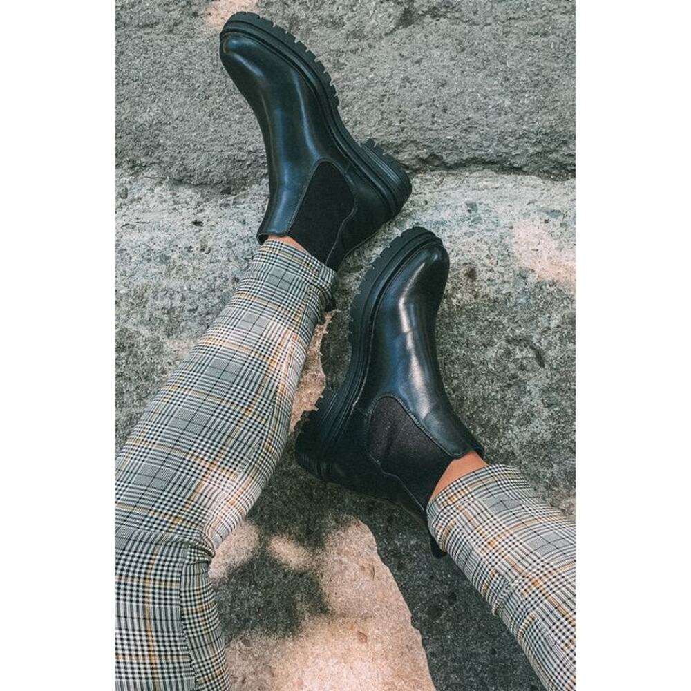 Steve Madden Black Ankle Boots